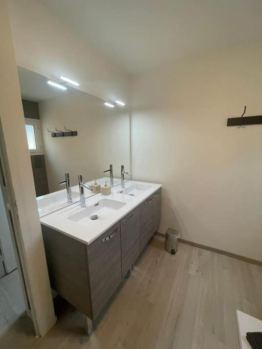 Maison Bord De Mer Chez Juju กรองด์คอมป์-เมซี ภายนอก รูปภาพ